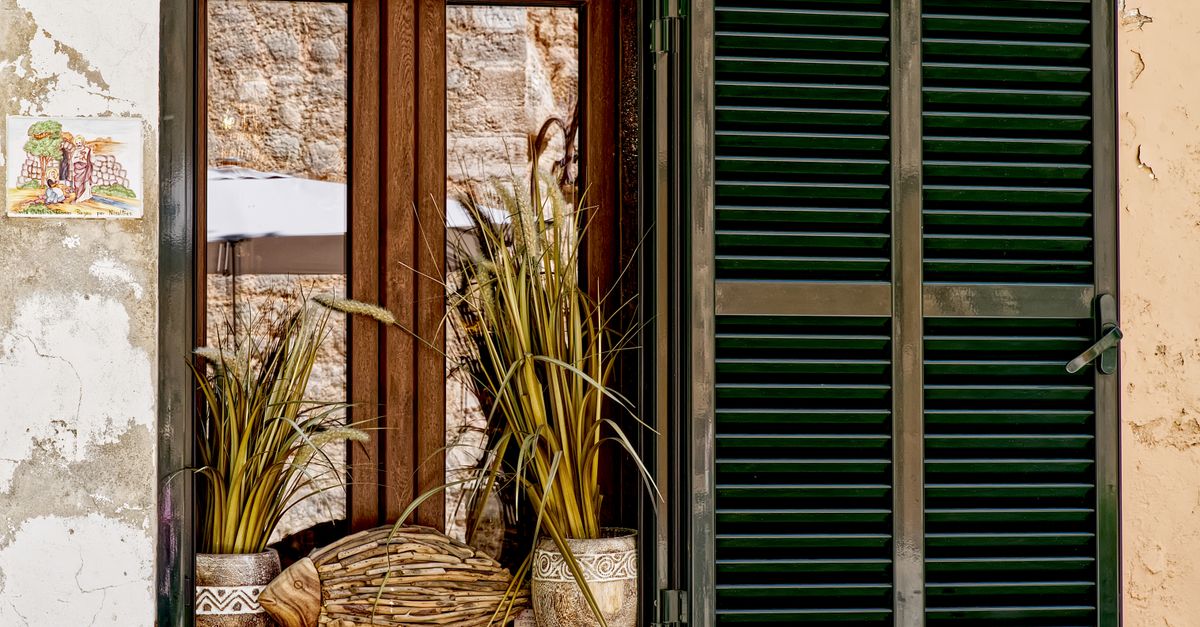 Advantages of Choosing Composite Plantation Shutters for Your Home