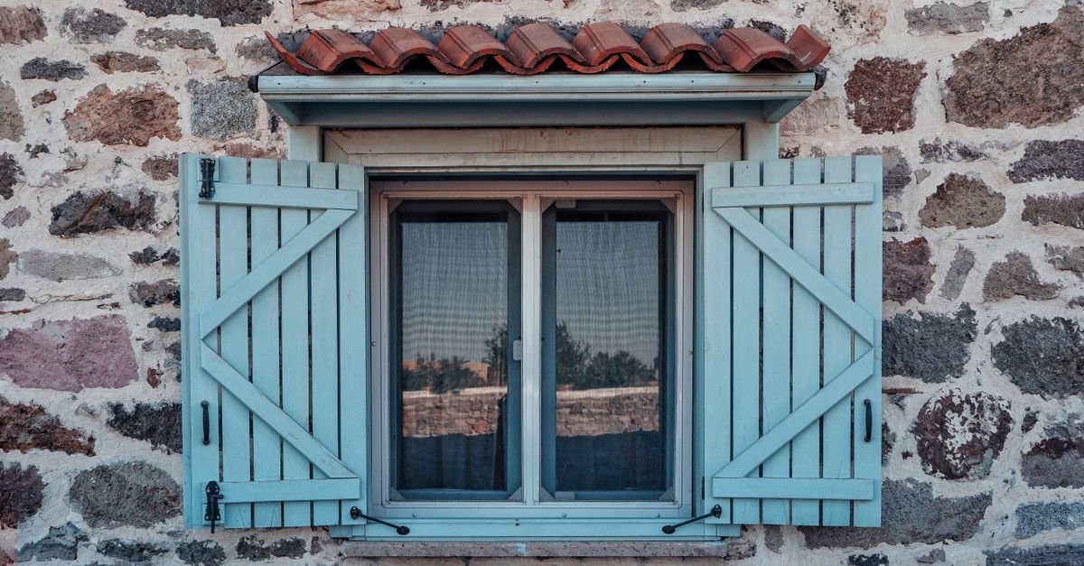 Benefits of Plantation Shutters: A Barrier against UV Damage