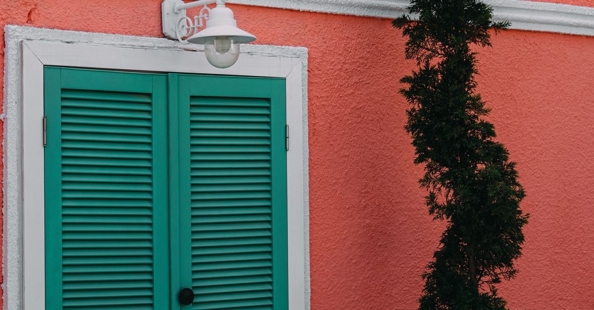 Essential Cleaning Techniques for Plantation Shutters