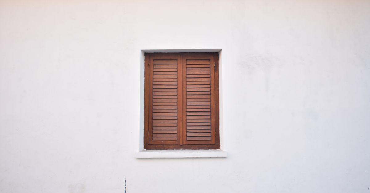 How Plantation Shutters Enhance Your Home's Energy Efficiency