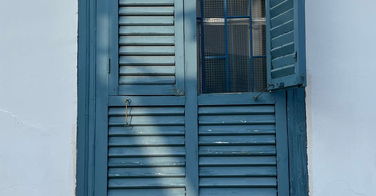 Maintenance Comparisons: PVC Plantation Shutters and Other Materials