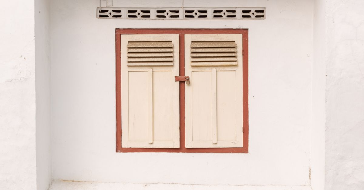 Maximising Natural Light with Energy-Efficient Plantation Shutters